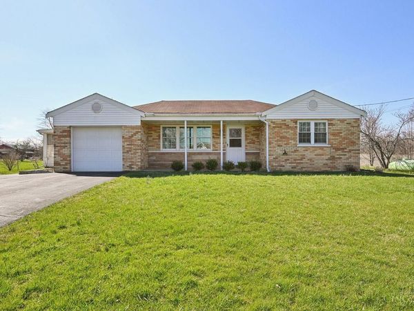 328 Apple Road, Amelia, OH 45102