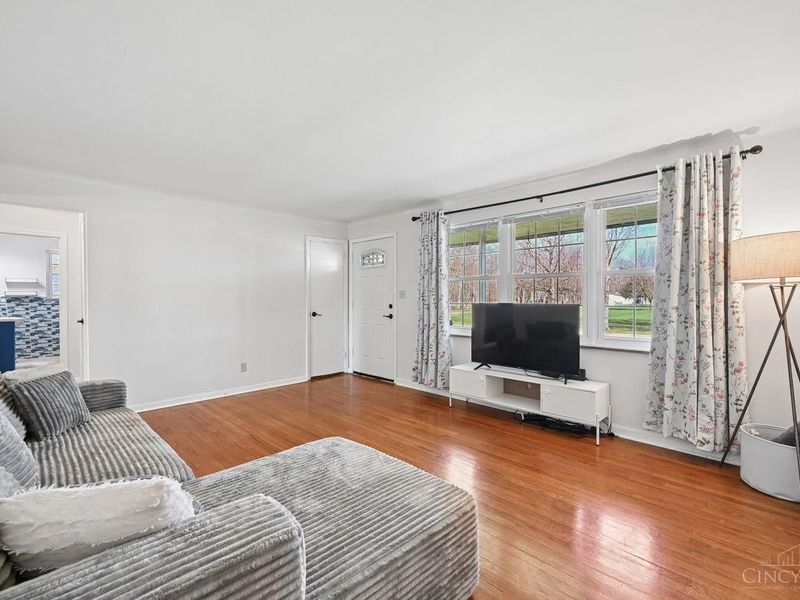 328 Apple Road, Amelia, OH 45102 Photo 6