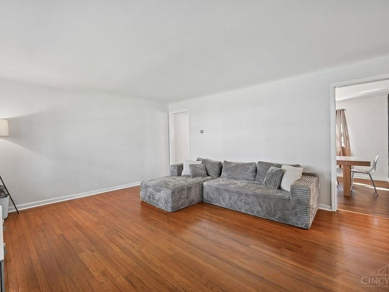 328 Apple Road, Amelia, OH 45102 Photo 7