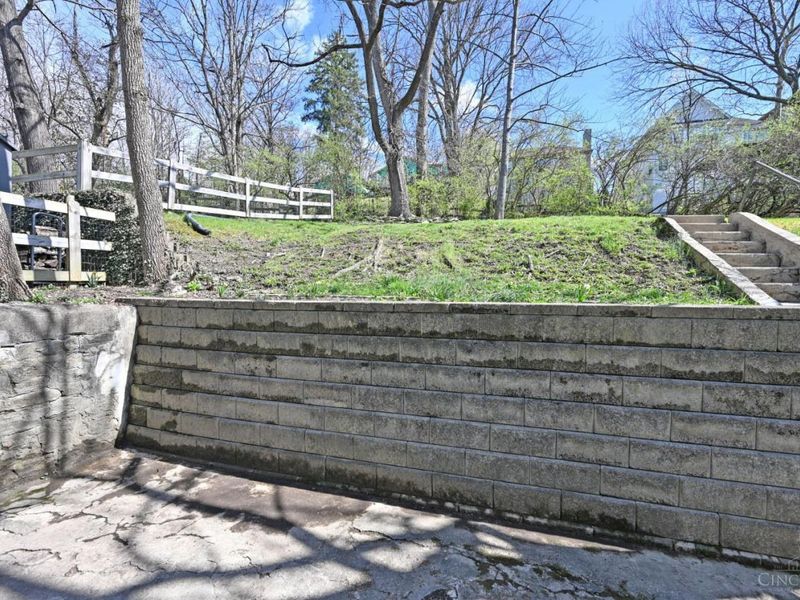582 Empress Avenue, Cincinnati, OH 45226 Photo 39