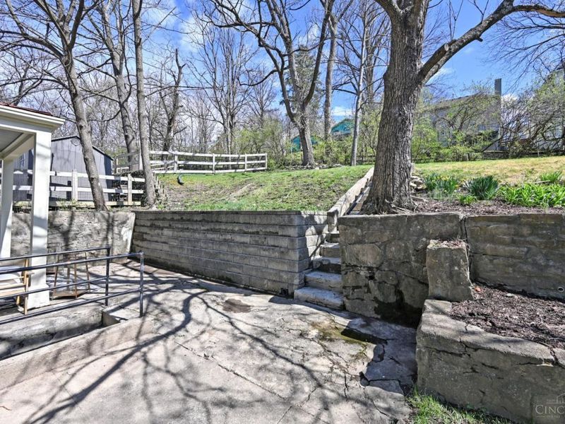 582 Empress Avenue, Cincinnati, OH 45226 Photo 41