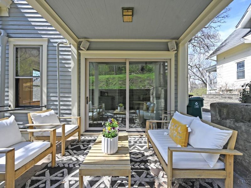 582 Empress Avenue, Cincinnati, OH 45226 Photo 6