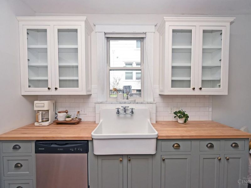 582 Empress Avenue, Cincinnati, OH 45226 Photo 8