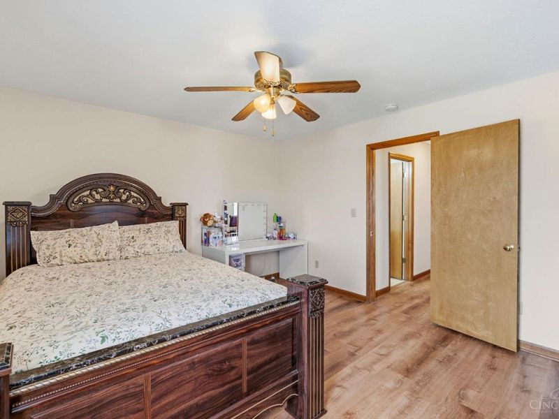 6983 Hunters Moon Court, Fairfield Twp, OH 45011 Photo 11
