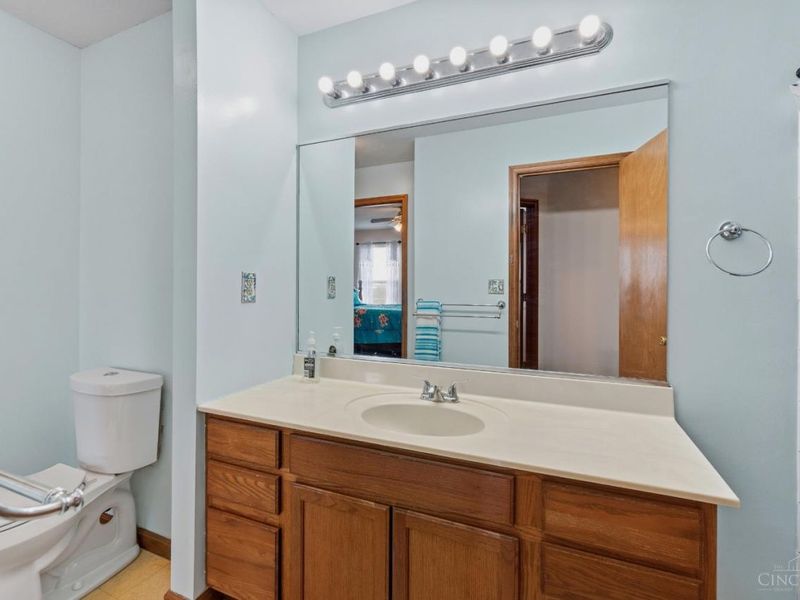 6983 Hunters Moon Court, Fairfield Twp, OH 45011 Photo 19