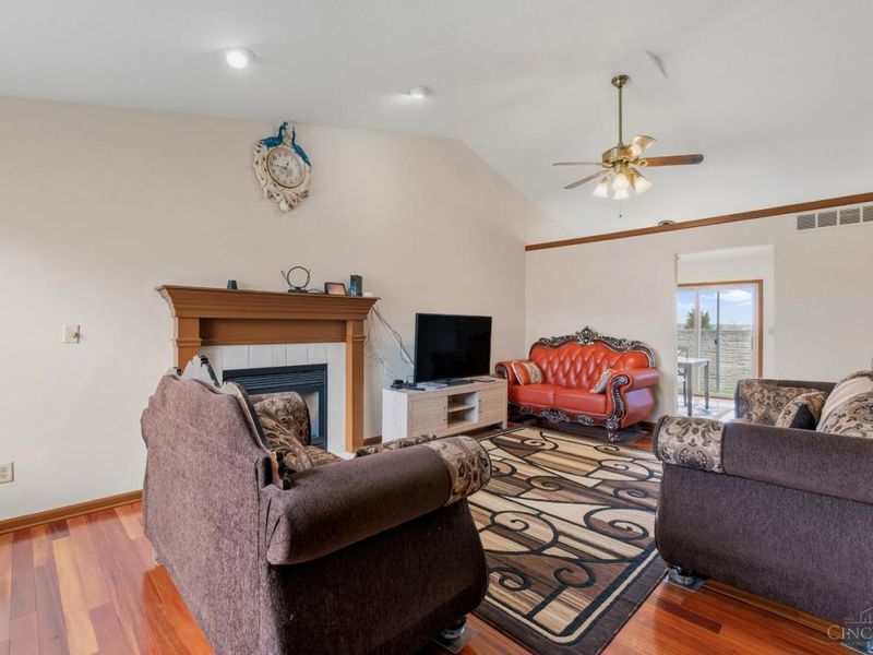 6983 Hunters Moon Court, Fairfield Twp, OH 45011 Photo 4