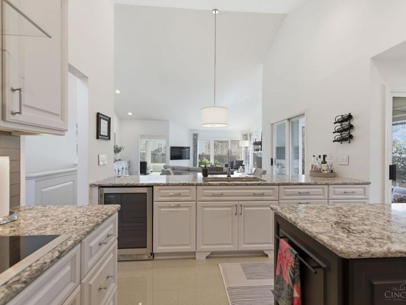 3184 Red Brick Court, Deerfield Twp., OH 45039 Photo 7