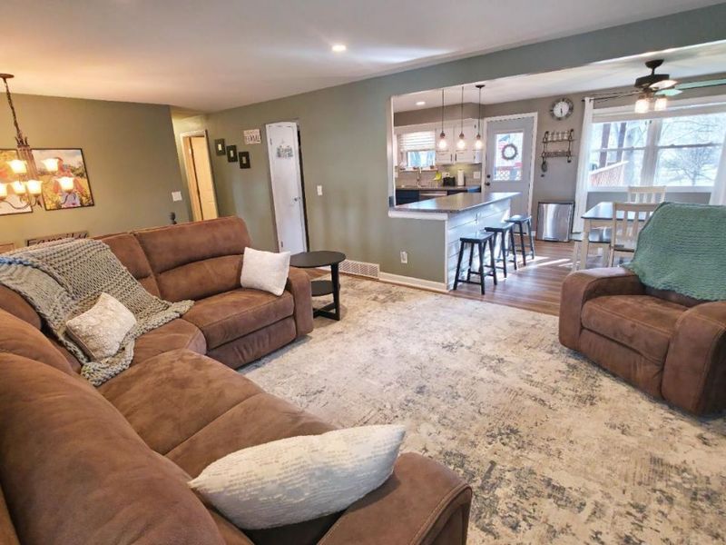 3301 Linsan Drive, Green Township, OH 45239 Photo 10