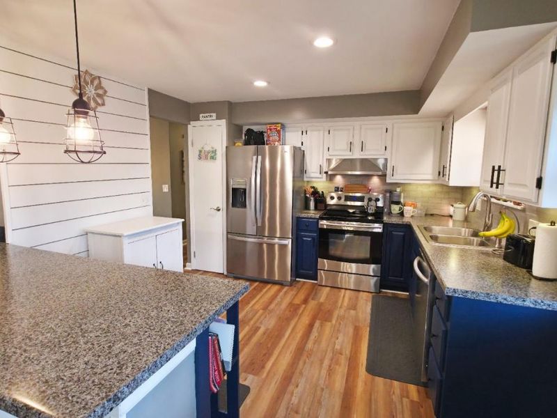 3301 Linsan Drive, Green Township, OH 45239 Photo 13