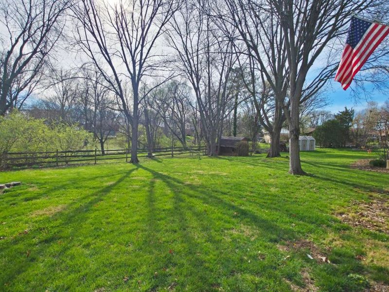 3301 Linsan Drive, Green Township, OH 45239 Photo 5