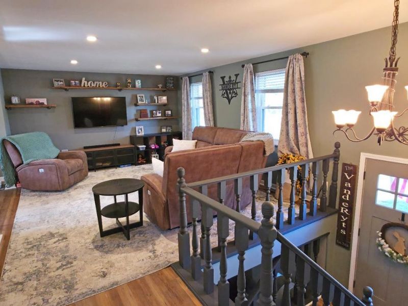 3301 Linsan Drive, Green Township, OH 45239 Photo 9