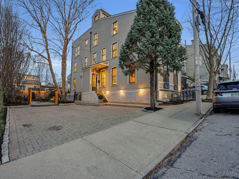 1126 Fuller Street, Cincinnati, OH 45202 Photo 5