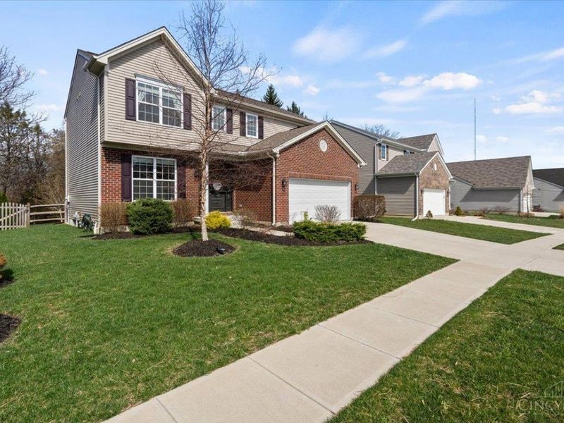 5805 Turning Leaf Way, Maineville, OH 45039 Photo 2