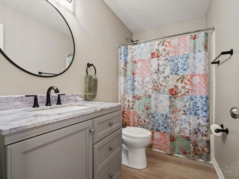 5805 Turning Leaf Way, Maineville, OH 45039 Photo 28