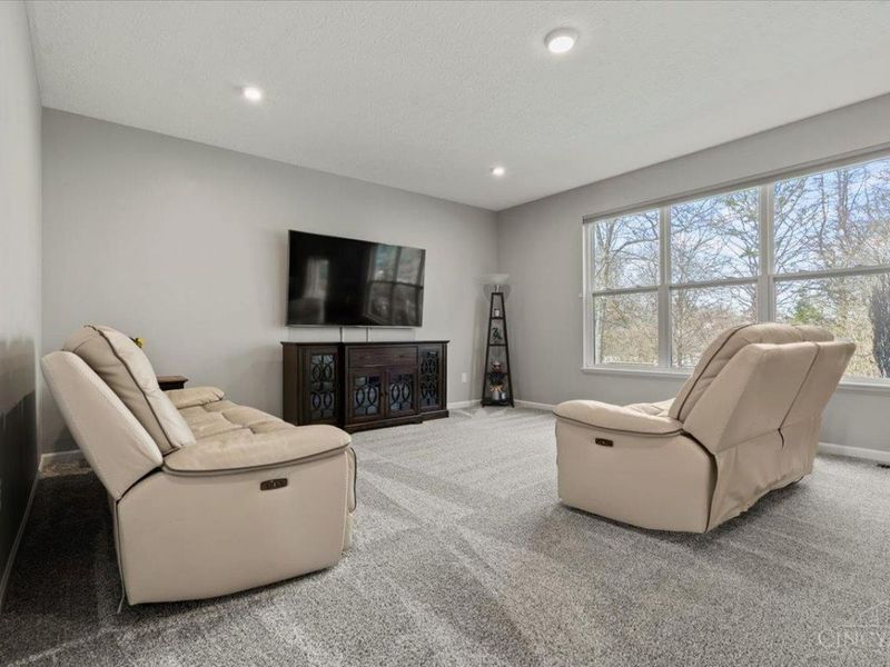 5805 Turning Leaf Way, Maineville, OH 45039 Photo 9