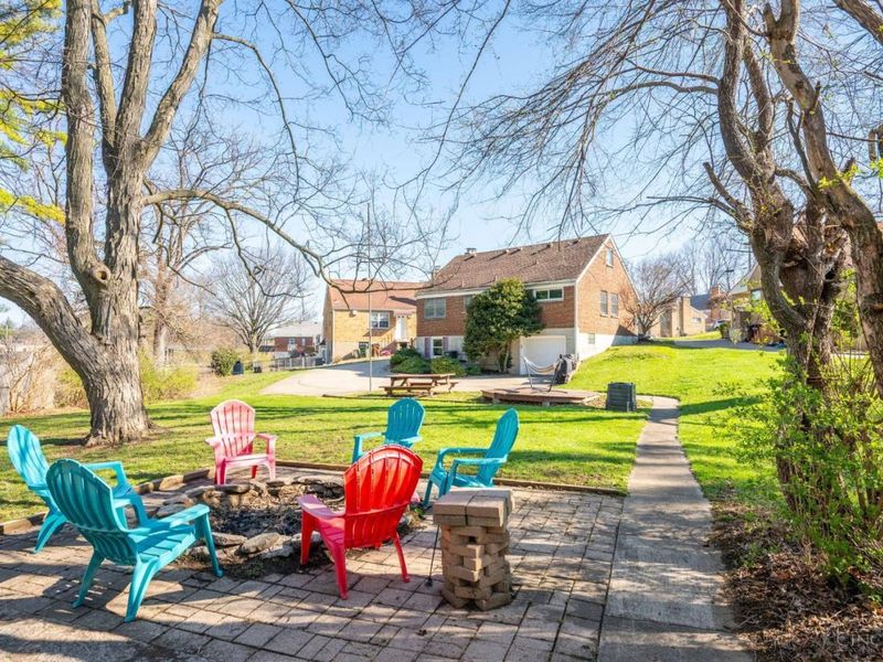 3847 Maywood Court, Cincinnati, OH 45211 Photo 11