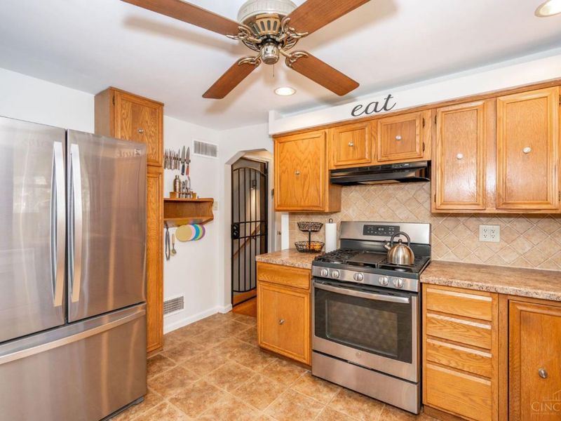 3847 Maywood Court, Cincinnati, OH 45211 Photo 19