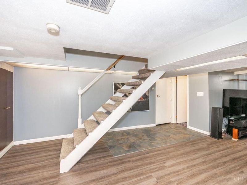 3847 Maywood Court, Cincinnati, OH 45211 Photo 32