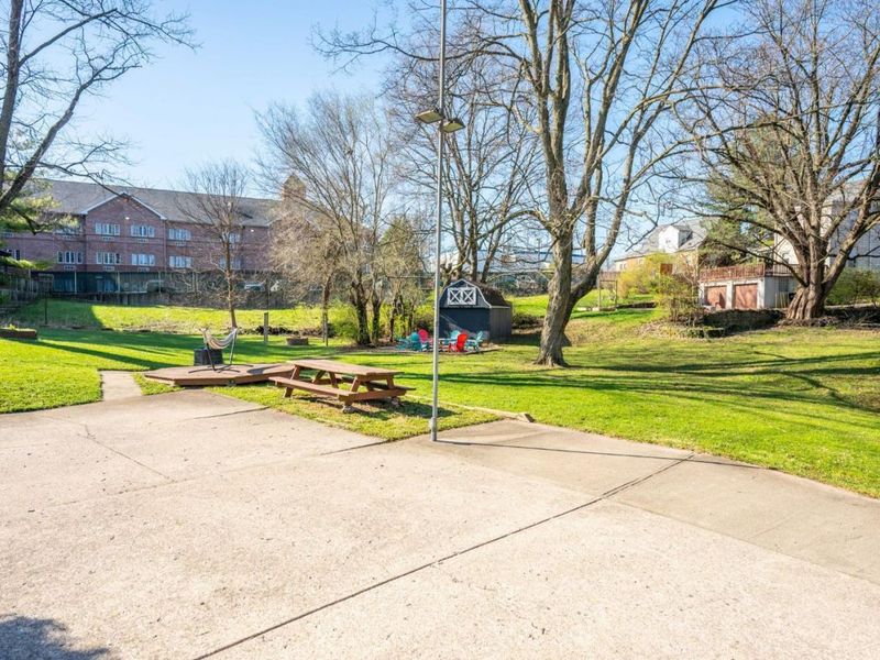 3847 Maywood Court, Cincinnati, OH 45211 Photo 5