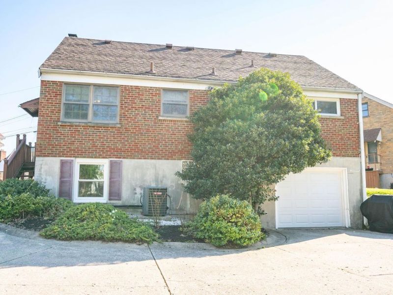 3847 Maywood Court, Cincinnati, OH 45211 Photo 6