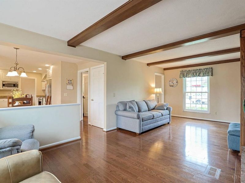 3261 Boxwood Circle, Evendale, OH 45241 Photo 14