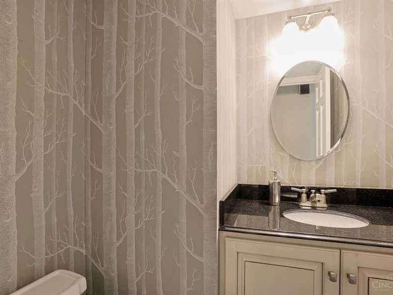 3261 Boxwood Circle, Evendale, OH 45241 Photo 24