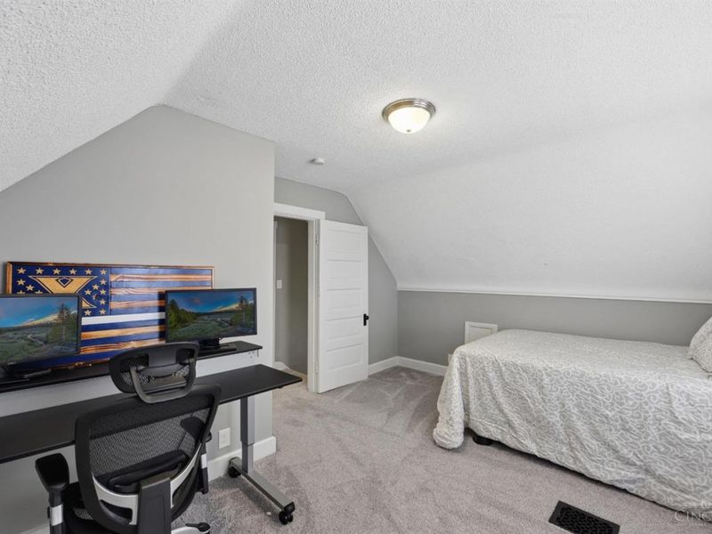 4035 S Jefferson Avenue, Norwood, OH 45212 Photo 33