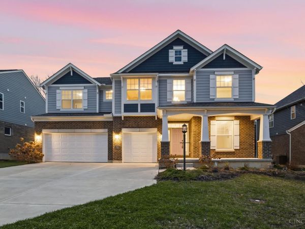 713 Newton Drive, Beavercreek, OH 45434