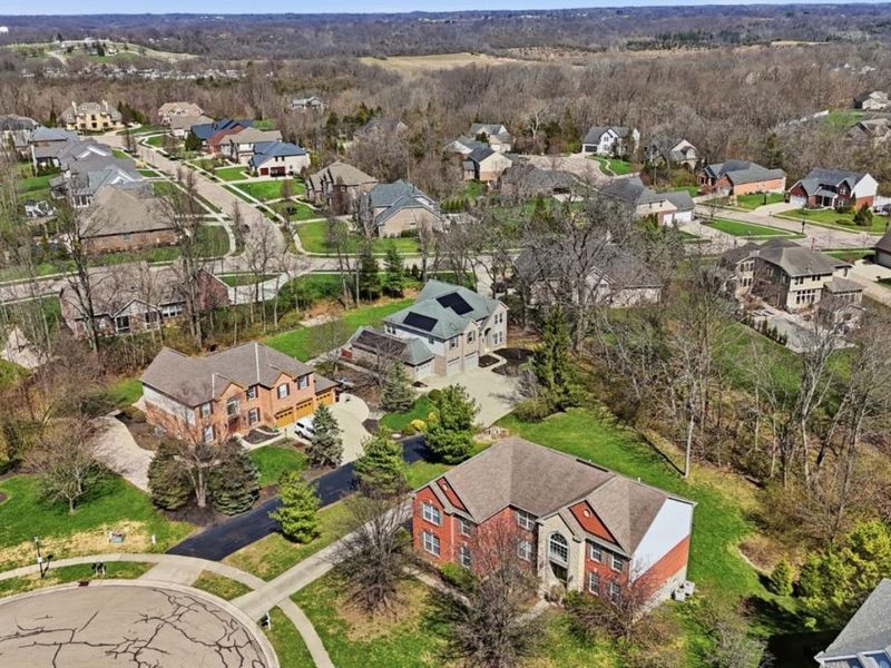 415 Forest Edge Drive, South Lebanon, OH 45065 Photo 3