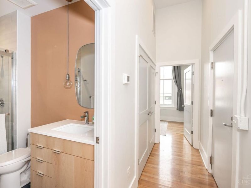 915 Vine Street, Unit 303, Cincinnati, OH 45202 Photo 14