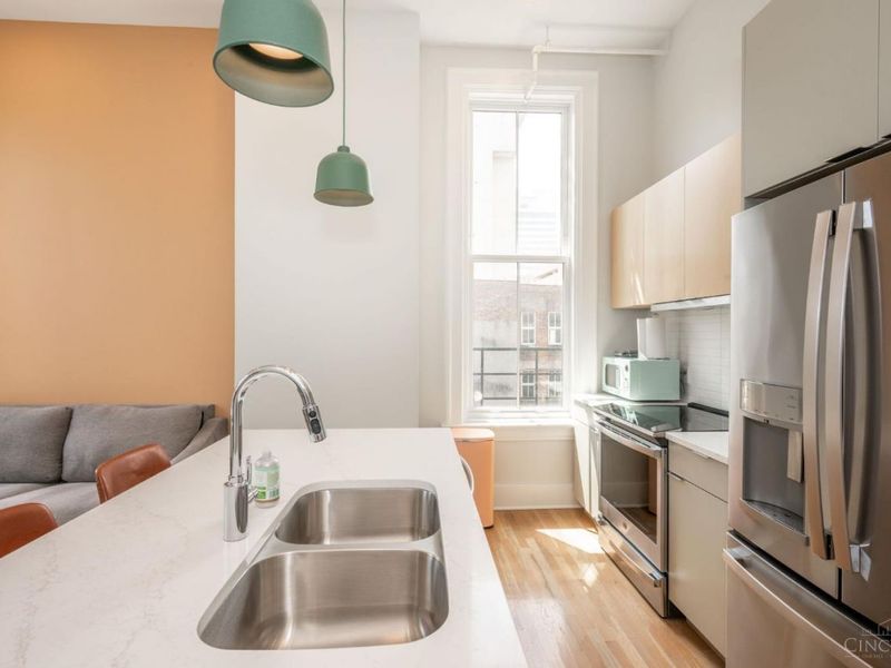 915 Vine Street, Unit 303, Cincinnati, OH 45202 Photo 7