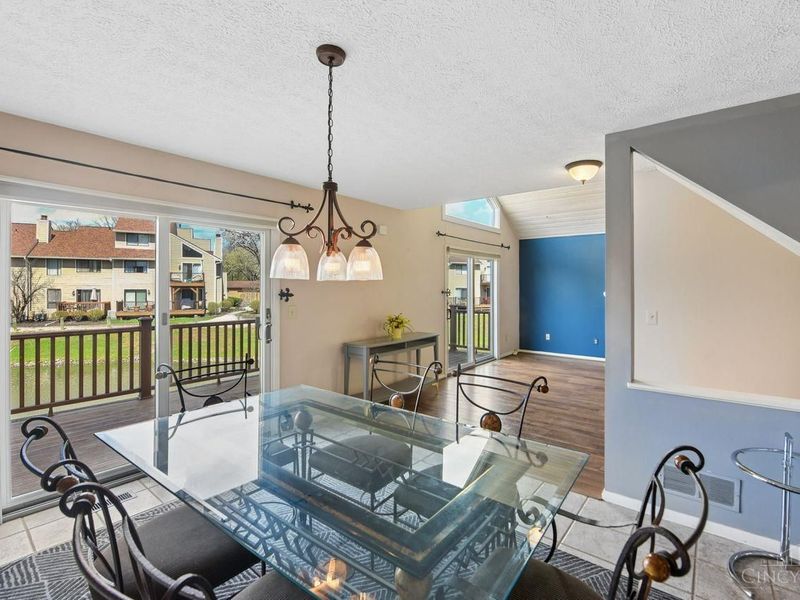 9321 Hunters Creek Drive, Unit 501, Blue Ash, OH 45242 Photo 12