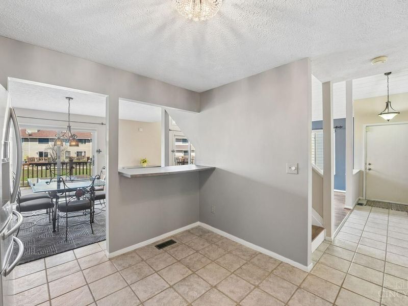 9321 Hunters Creek Drive, Unit 501, Blue Ash, OH 45242 Photo 19