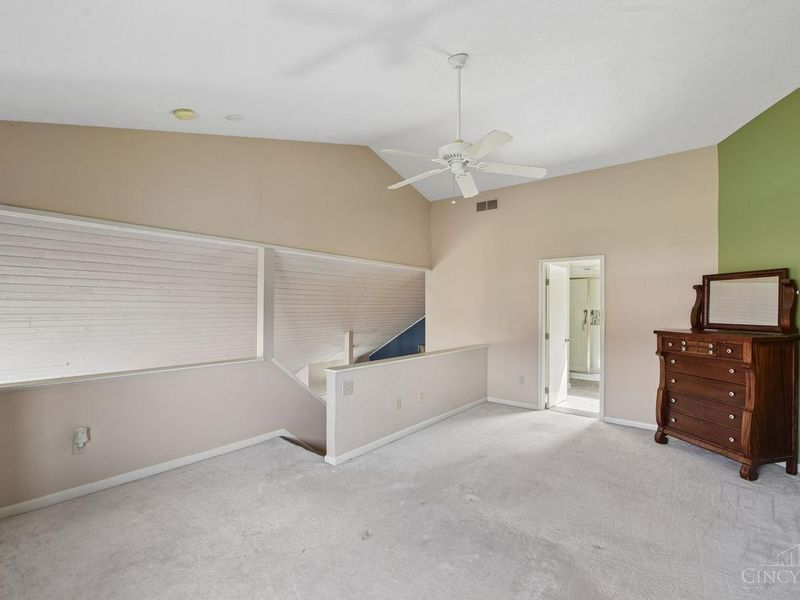 9321 Hunters Creek Drive, Unit 501, Blue Ash, OH 45242 Photo 21