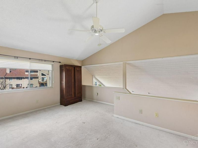 9321 Hunters Creek Drive, Unit 501, Blue Ash, OH 45242 Photo 22