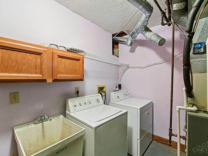 9321 Hunters Creek Drive, Unit 501, Blue Ash, OH 45242 Photo 43