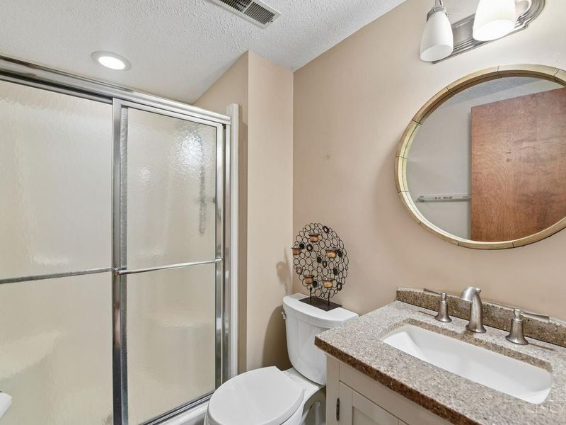 9321 Hunters Creek Drive, Unit 501, Blue Ash, OH 45242 Photo 44