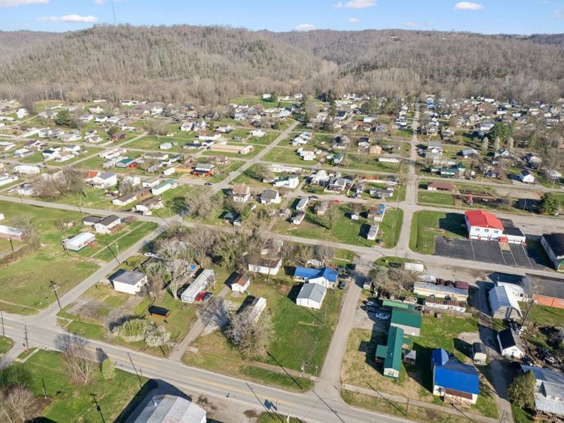 301 W 2nd Street, Manchester, OH 45144 Photo 10