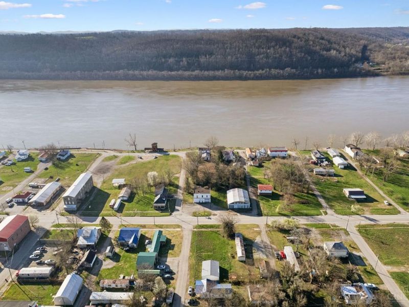 301 W 2nd Street, Manchester, OH 45144 Photo 12