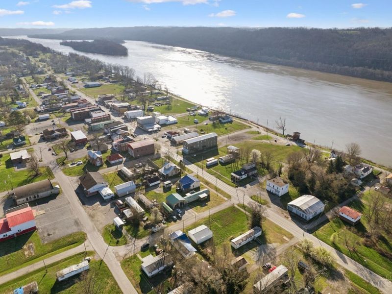 301 W 2nd Street, Manchester, OH 45144 Photo 13