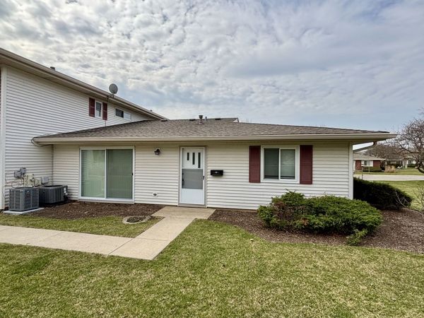 236 Whidah Court, Unit 236, Schaumburg, IL 60194