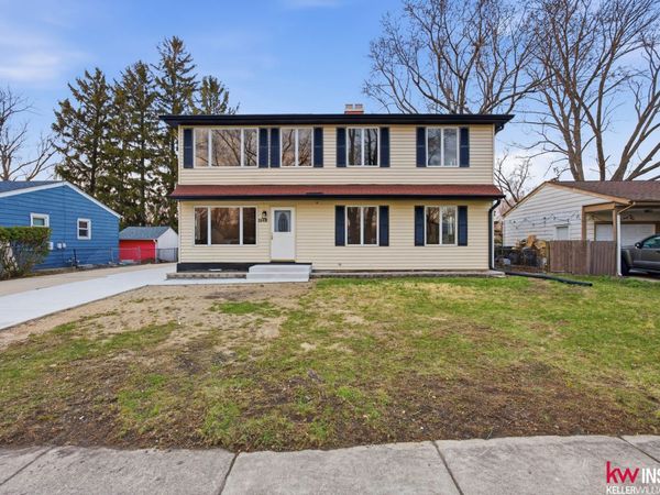 1648 Linden Avenue , Hanover Park, IL 60133