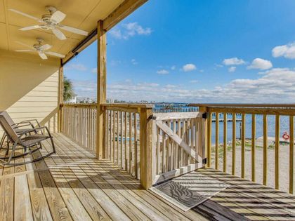 10111 Sinton Dr Pensacola, FL 32507