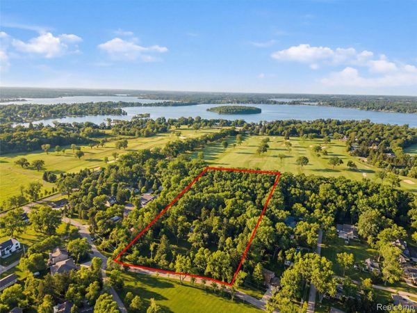 3655 Shady Beach Boulevard, Orchard Lake Village, Mi 48324