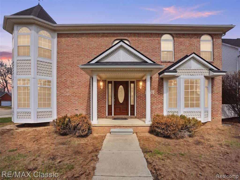 32320 Lespedeza Avenue, Garden City, MI 48135 Main Photo