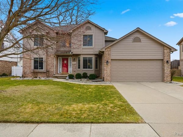 23856 Keyway Drive, Macomb Twp, MI 48042