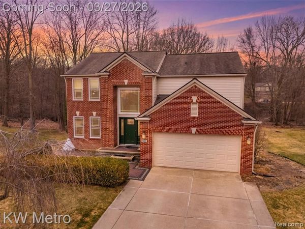 7598 Ring Neck Drive, Waterford Twp, MI 48327