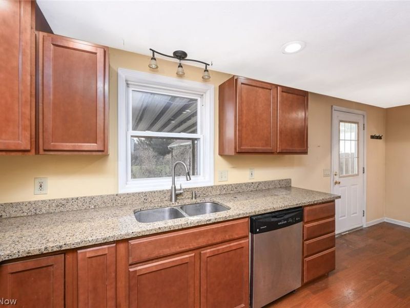 1922 Edgewood Drive, Twinsburg, OH 44087 Photo 3