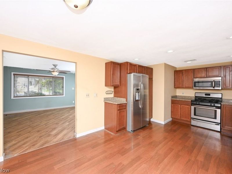 1922 Edgewood Drive, Twinsburg, OH 44087 Photo 9