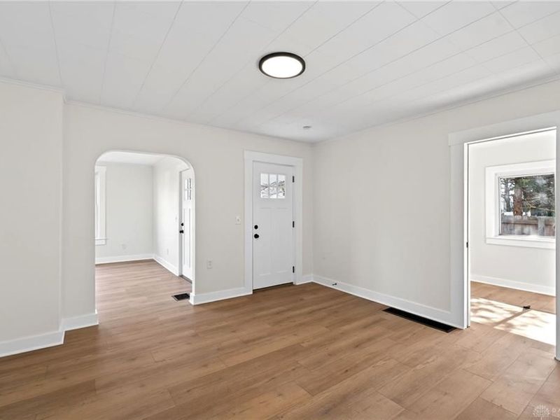 3819 New Carlisle Pike, Springfield Township, OH 45504 Photo 8